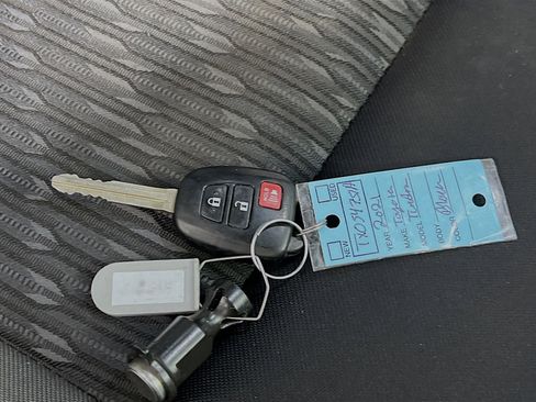 Used 2021 Toyota Tundra SR5 image 35