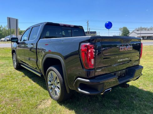 Used 2020 GMC Sierra 1500 Denali w/ Denali Ultimate Package AWD/4WD image 3