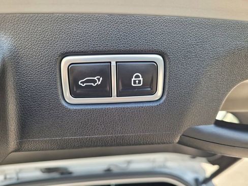 Used 2022 Kia Sorento SX image 7