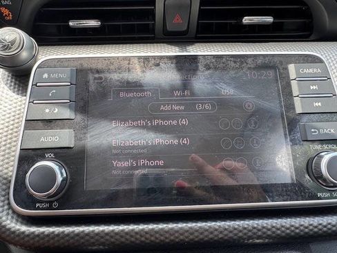 Used 2019 Nissan Kicks SV image 43