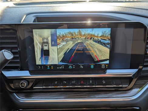 Used 2025 Chevrolet Silverado 2500 LT w/ Trail Boss Package image 29