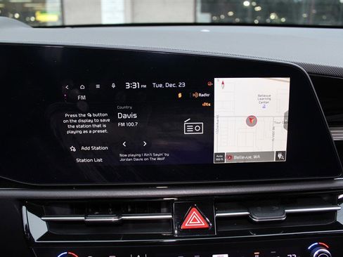 Used 2023 Kia Niro Wind image 9