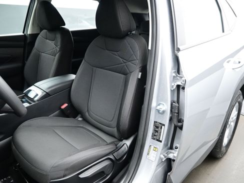 Certified 2026 Hyundai Tucson SE FWD image 11