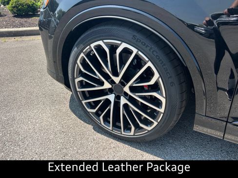 New 2026 Audi SQ7 Prestige AWD/4WD image 5