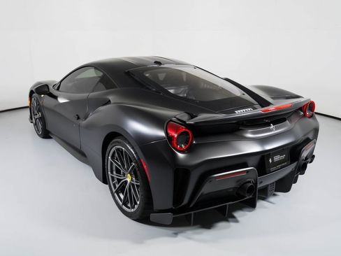 Used 2019 Ferrari 488 Pista Coupe image 15