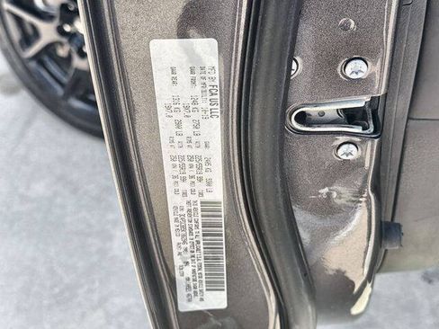 Used 2019 Dodge Journey SE w/ Premium Group FWD image 32