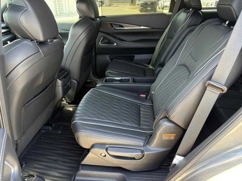 Certified 2026 INFINITI QX60 Autograph w/ Dark Cargo Package image 11