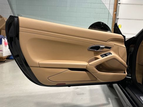 Used 2014 Porsche Cayman S image 18