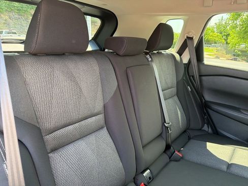Certified 2025 Nissan Rogue SV FWD image 14