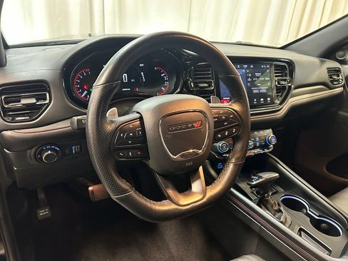 Used 2025 Dodge Durango GT AWD/4WD image 2