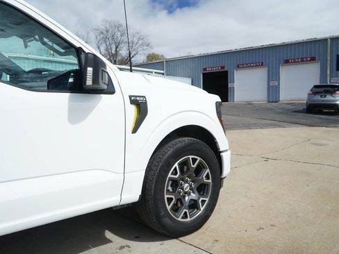 Used 2024 Ford F150 STX image 12