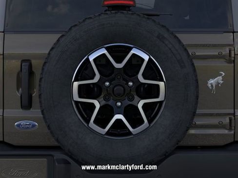 New 2026 Ford Bronco Outer Banks image 24