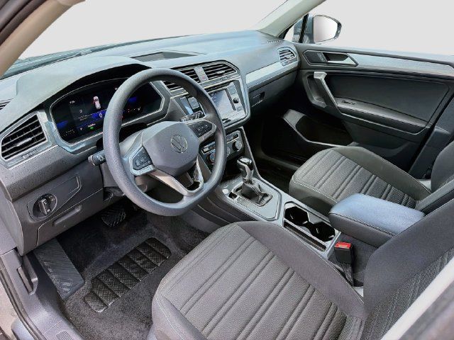 Used 2023 Volkswagen Tiguan S FWD image 26