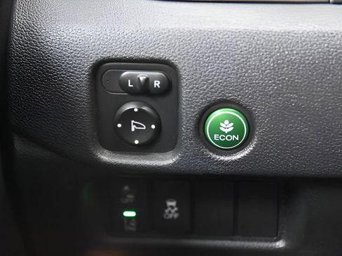 Used 2021 Honda Passport Sport image 23