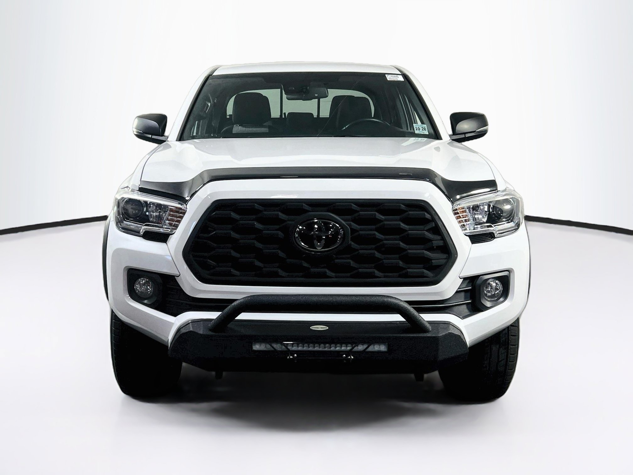 Used 2023 Toyota Tacoma TRD Off-Road w/ Technology Package AWD/4WD image 2