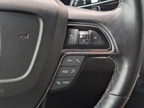 Used 2018 Lincoln Navigator Reserve w/ Technology Package image 24