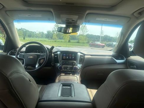 Used 2017 Chevrolet Tahoe Premier AWD/4WD image 21