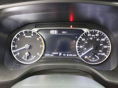 Certified 2026 Nissan Rogue SV FWD image 10