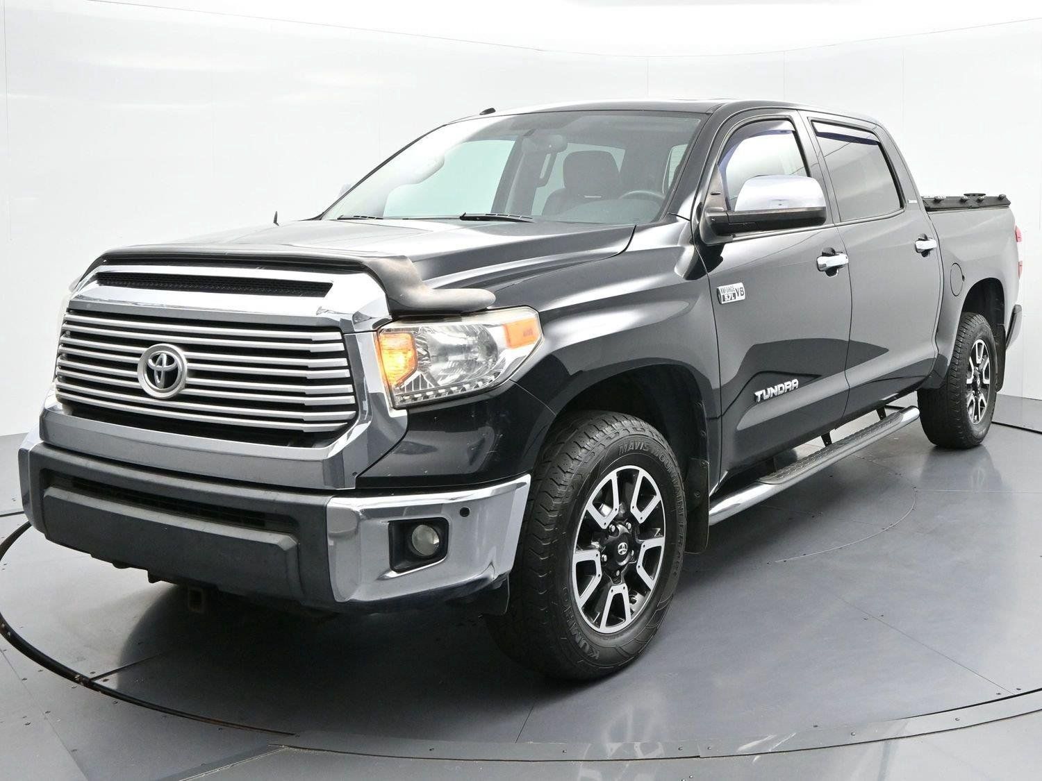 Used 2015 Toyota Tundra Limited w/ Limited Premium Package AWD/4WD image 3