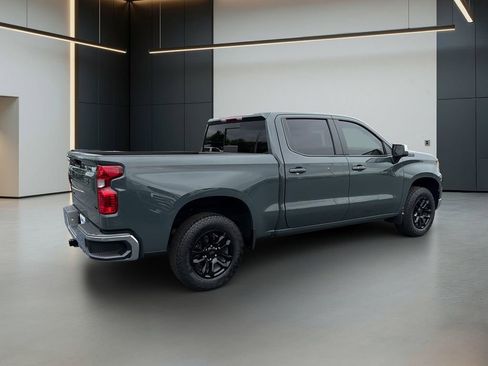 Certified 2025 Chevrolet Silverado 1500 LT w/ Z71 Off-Road Package AWD/4WD image 6