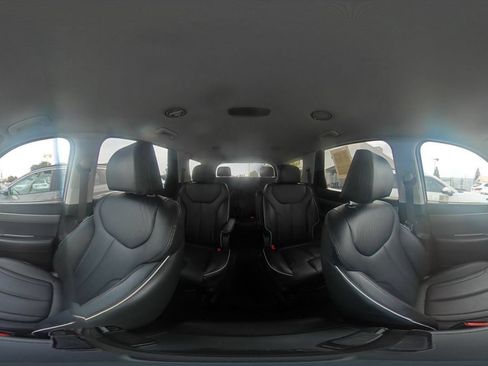 Used 2025 Hyundai Palisade SEL AWD/4WD image 81