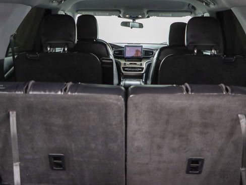 Used 2023 Ford Explorer XLT w/ Equipment Group 202A image 30