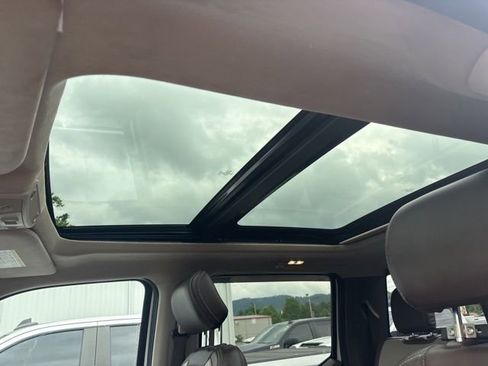Used 2019 Ford F350 Limited AWD/4WD image 10
