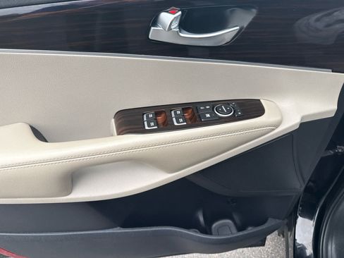 Used 2020 Kia Sorento S AWD/4WD image 10