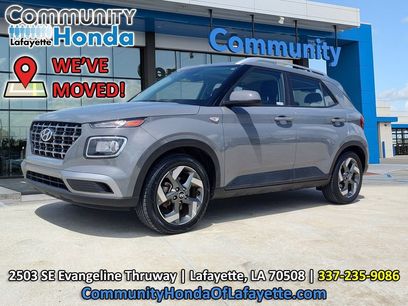 Used 2023 Hyundai Venue SEL