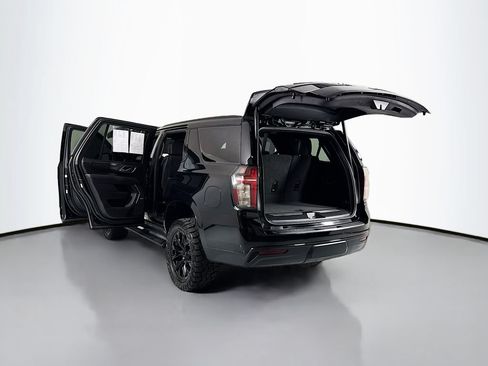 Used 2024 Chevrolet Tahoe Z71 w/ Luxury Package AWD/4WD image 33