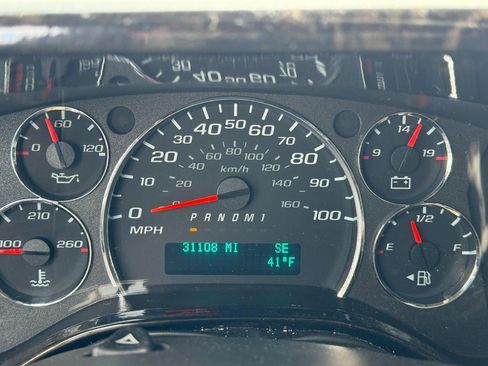 Used 2022 Chevrolet Express 2500 Extended w/ Enhanced Convenience Package image 25