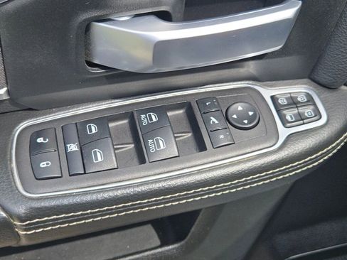 Used 2024 RAM 2500 Big Horn AWD/4WD image 21
