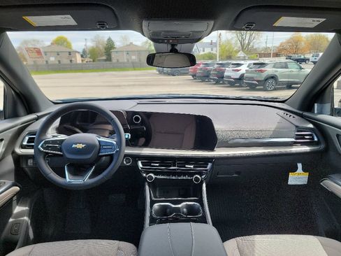 New 2026 Chevrolet Traverse LT AWD/4WD image 8