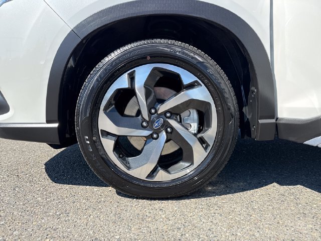 Used 2023 Subaru Forester Touring AWD/4WD image 28