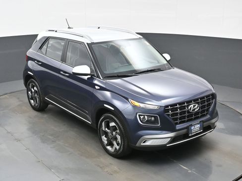 Certified 2025 Hyundai Venue Limited image 39