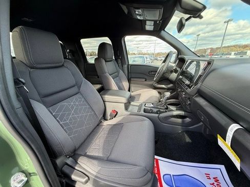 New 2026 Nissan Frontier SV w/ SV Convenience Package image 18