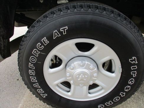 Used 2023 RAM 3500 Tradesman image 27