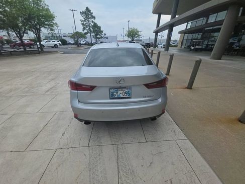 Used 2014 Lexus IS 350 w/ Navigation Package RWD image 6