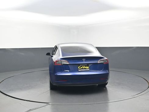 Used 2022 Tesla Model 3 Standard Range RWD image 5