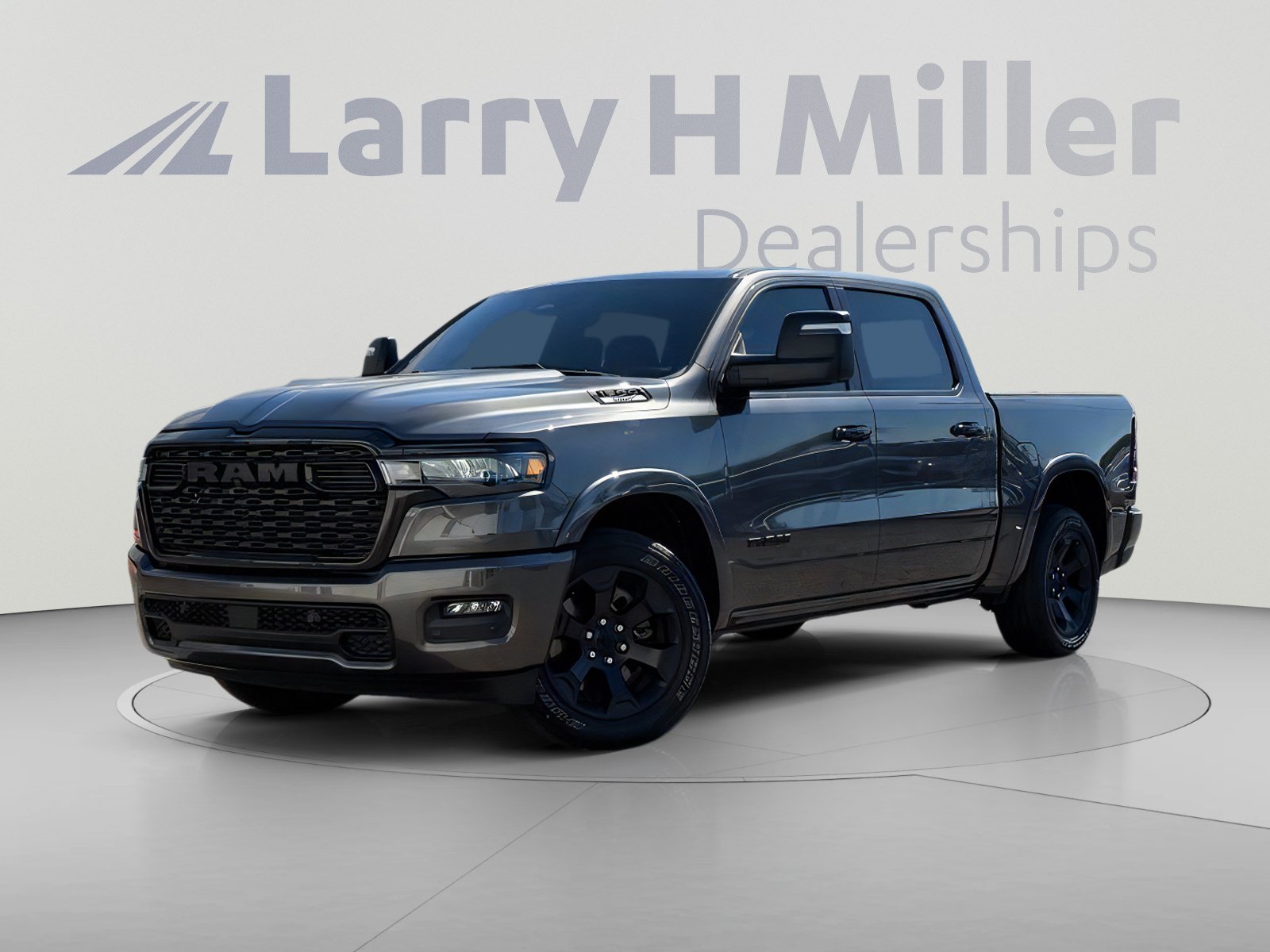 Used 2025 RAM 1500 Big Horn AWD/4WD image 1