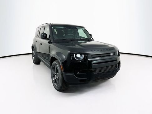 Used 2026 Land Rover Defender 110 S AWD/4WD image 3