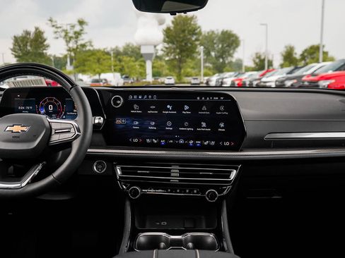 New 2026 Chevrolet Traverse High Country w/ LPO, Floor Liner Package image 18