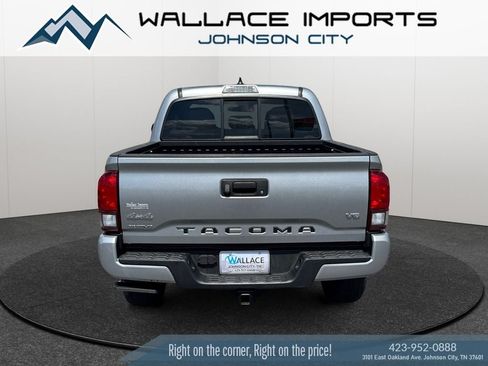 Used 2023 Toyota Tacoma SR AWD/4WD image 4