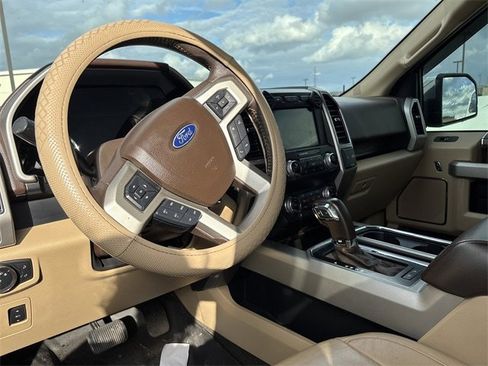 Used 2019 Ford F150 Lariat w/ Equipment Group 502A Luxury image 13