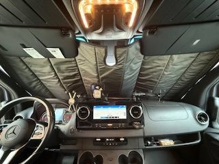 Used 2021 Mercedes-Benz Sprinter 2500 image 31