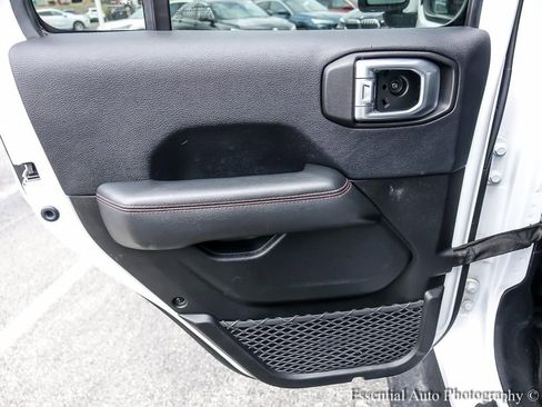 Used 2019 Jeep Wrangler Unlimited Rubicon w/ Dual Top Group AWD/4WD image 20