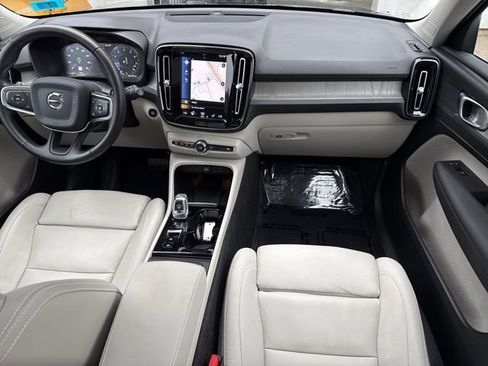 Used 2020 Volvo XC40 T5 Inscription w/ Protection Package Premier image 10