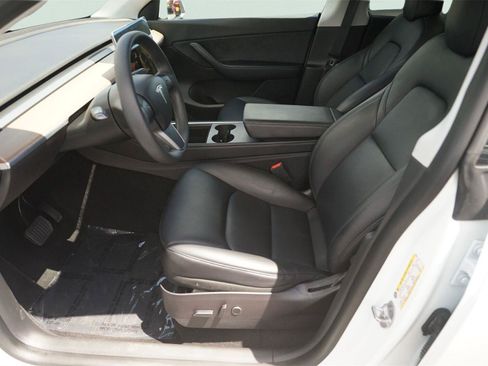 Used 2021 Tesla Model Y Long Range AWD/4WD image 9