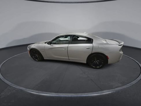 Used 2017 Dodge Charger R/T w/ Blacktop Package RWD image 6