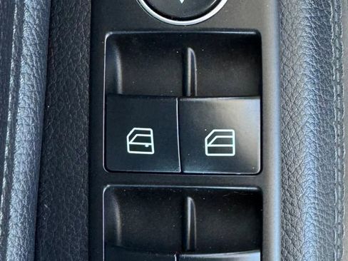 Used 2017 Mercedes-Benz GLS 450 4MATIC image 41